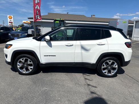 Used 2019 Jeep Compass Limited image 2