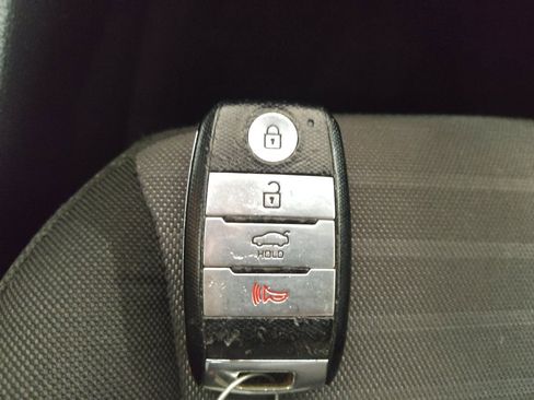Used 2018 Kia Forte S w/ S Technology Package FWD image 32