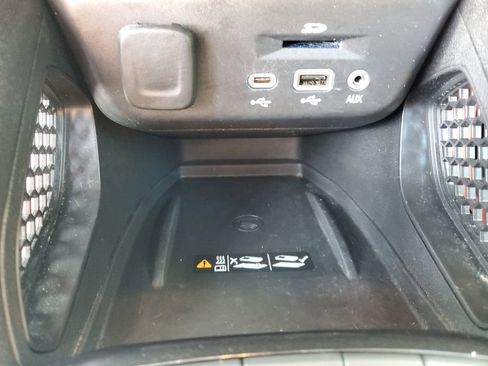 Used 2022 Chevrolet TrailBlazer RS w/ Technology Package image 26