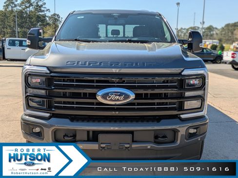 New 2025 Ford F250 Platinum image 3