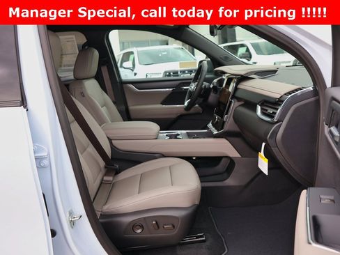 New 2026 GMC Acadia Elevation w/ Black Edition image 29