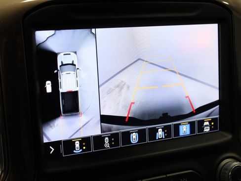 Used 2022 Chevrolet Silverado 3500 High Country image 17