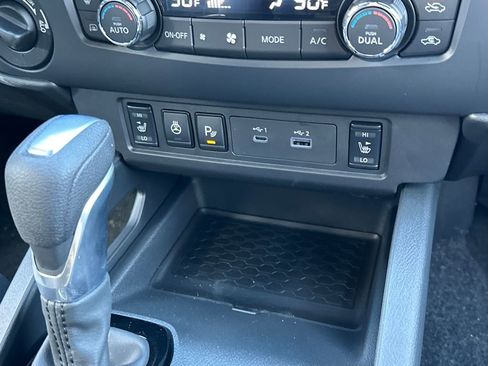 New 2026 Nissan Frontier SV w/ SV Convenience Package image 24
