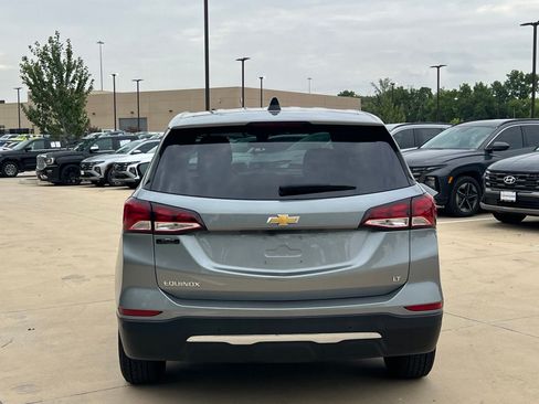 Used 2023 Chevrolet Equinox LT FWD image 11