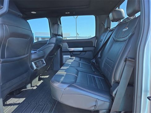 Used 2024 Ford F250 Platinum image 11