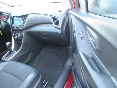 Certified 2022 Chevrolet Trax LT image 19