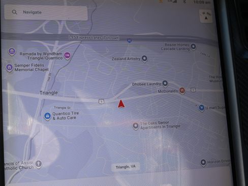 Used 2018 Tesla Model X 75D image 18