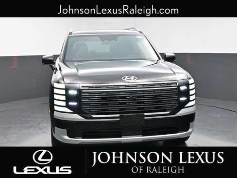 Used 2026 Hyundai Palisade Calligraphy FWD image 4