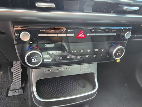 New 2026 Hyundai Ioniq 9 SEL image 21