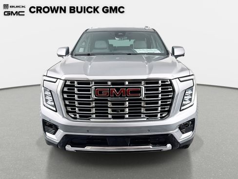 New 2026 GMC Yukon Denali w/ Denali Reserve Package AWD/4WD image 2