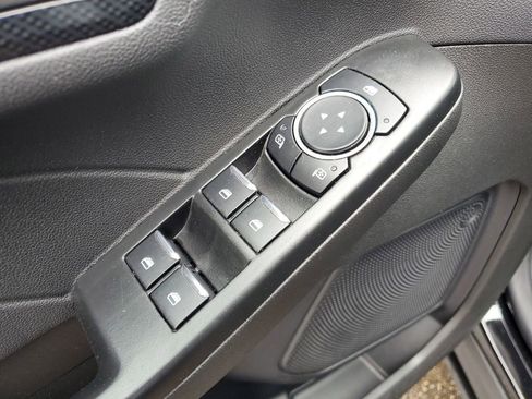 Used 2025 Ford Escape ST-Line w/ Equipment Group 301A image 23