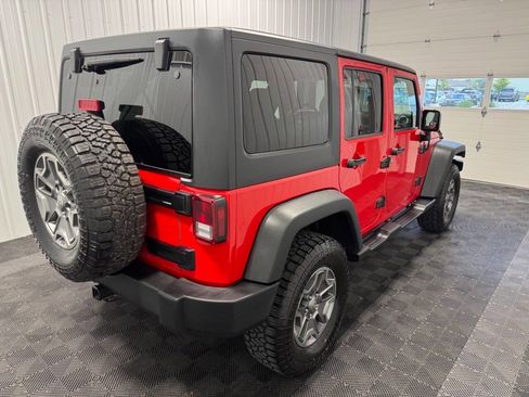 Used 2016 Jeep Wrangler Unlimited Rubicon w/ Connectivity Group image 4