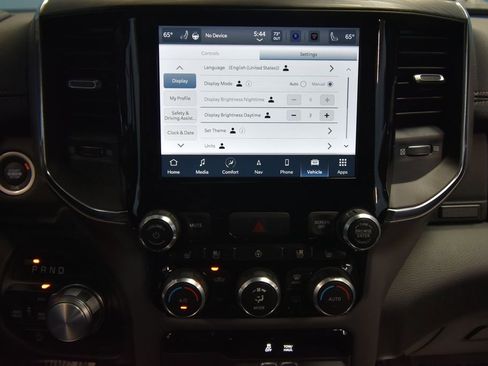 Used 2024 RAM 1500 Laramie image 18