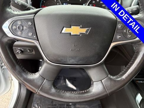 Used 2019 Chevrolet Traverse Premier w/ Driver Confidence II Package FWD image 27