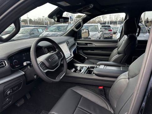 New 2026 Jeep Grand Wagoneer Limited w/ Premium Group II image 19