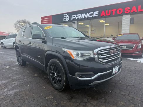 Used 2019 GMC Acadia SLT image 1