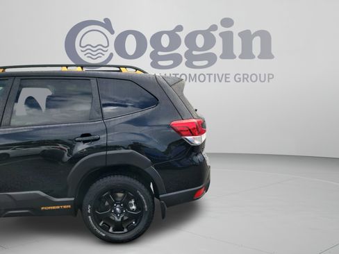 Used 2024 Subaru Forester Wilderness w/ Wilderness Package AWD/4WD image 32