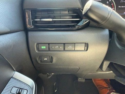 Used 2024 Nissan Sentra SR image 30