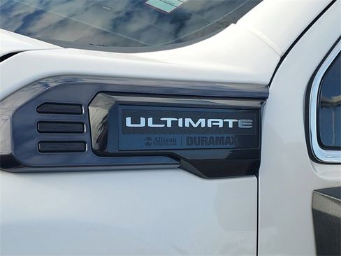 Used 2024 GMC Sierra 2500 Denali Ultimate w/ Max Trailering Package image 32