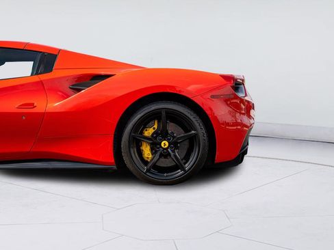 Used 2017 Ferrari 488 Spider RWD image 13