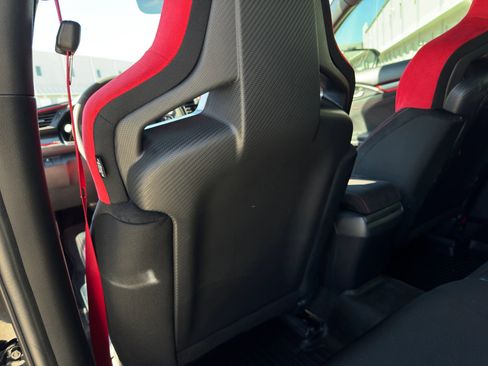 Used 2021 Honda Civic Type R image 13