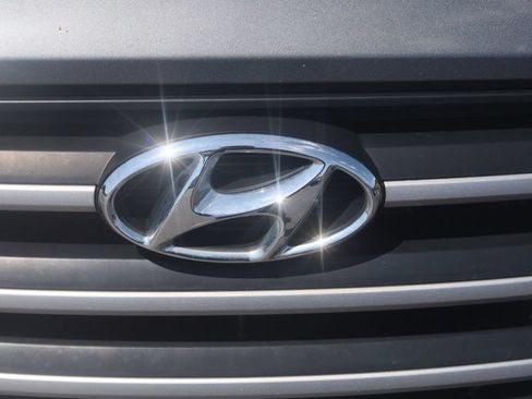 Used 2018 Hyundai Tucson Value AWD/4WD image 20