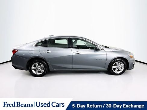 Used 2024 Chevrolet Malibu LT FWD image 11