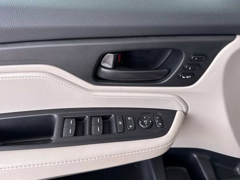 Certified 2025 Honda Odyssey EX-L image 15