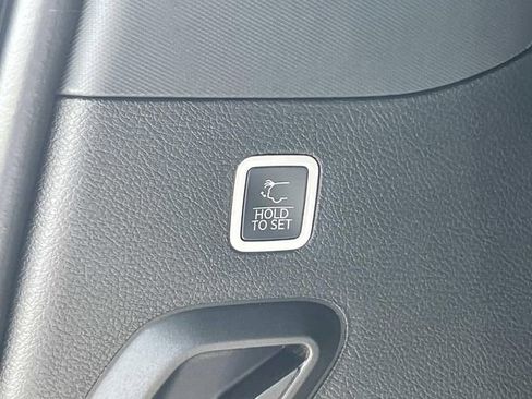 New 2026 Jeep Grand Wagoneer 4WD image 13