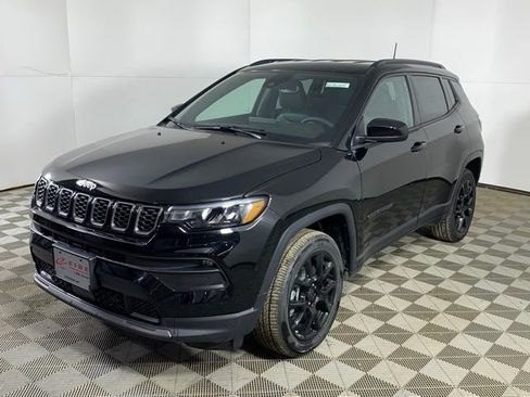 New 2026 Jeep Compass Latitude w/ Quick Order Package 29K AWD/4WD image 2