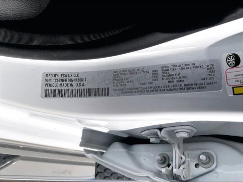 Used 2022 RAM 1500 Laramie image 32