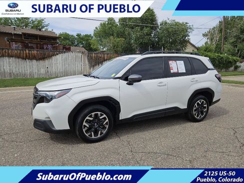 Certified 2025 Subaru Forester Premium AWD/4WD image 1