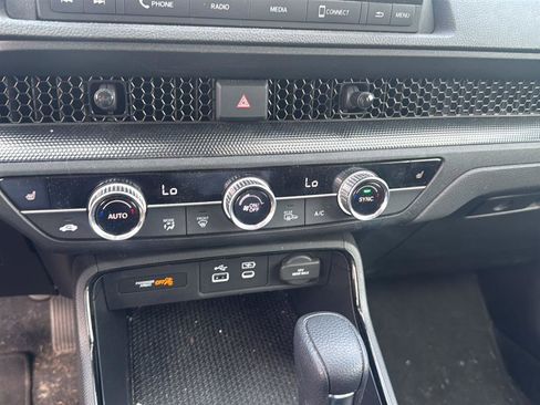 Used 2024 Honda CR-V EX image 12