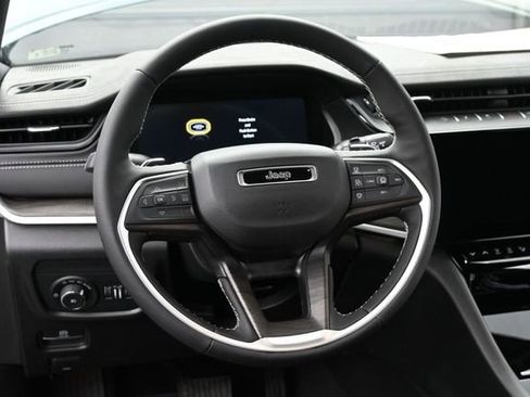 New 2026 Jeep Grand Cherokee L Limited AWD/4WD image 29