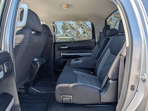 Used 2018 Toyota Tundra SR5 w/ SR5 Upgrade Package RWD image 11