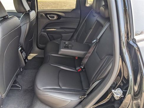 New 2025 Jeep Compass Limited w/ High Altitude Package image 11