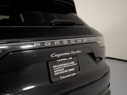 Certified 2023 Porsche Cayenne Turbo image 39