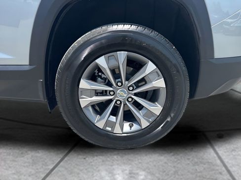 Used 2026 Chevrolet Equinox LT FWD image 29