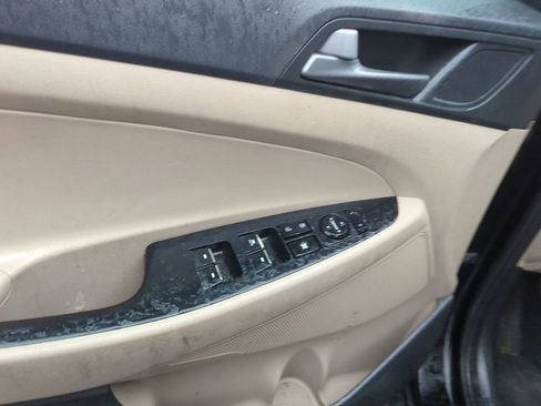 Used 2016 Hyundai Tucson Limited image 7