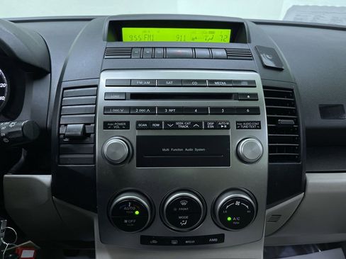 Used 2010 MAZDA MAZDA5 Sport image 20