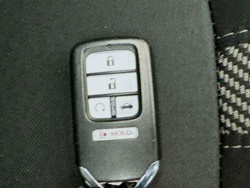 Used 2017 Honda Civic EX-T image 36