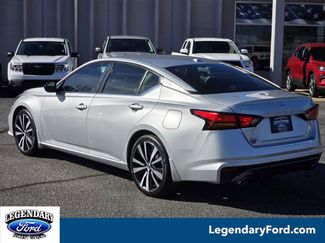 Used 2022 Nissan Altima 2.5 SR video 2