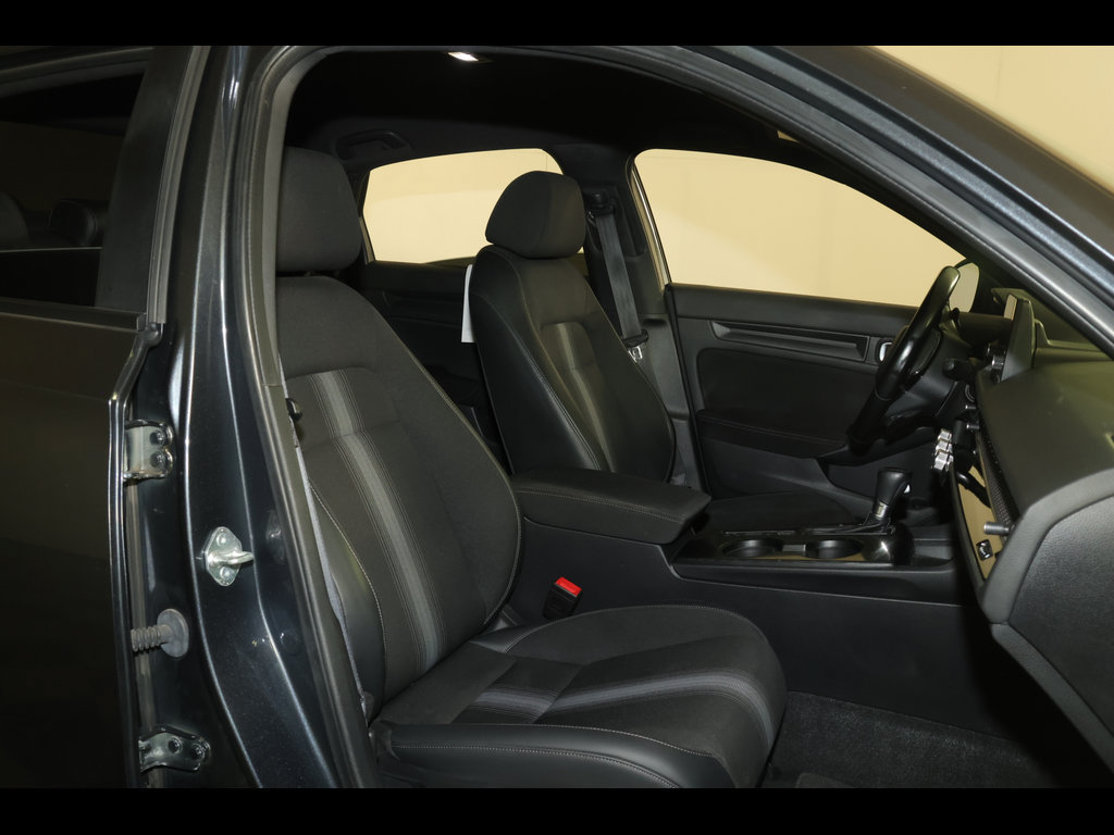 Used 2023 Honda Civic Sport image 28