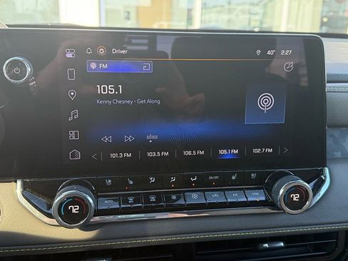 Used 2025 Chevrolet Colorado ZR2 w/ Technology Package image 28