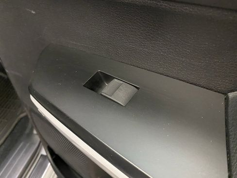 Used 2021 Toyota Tundra Limited image 11