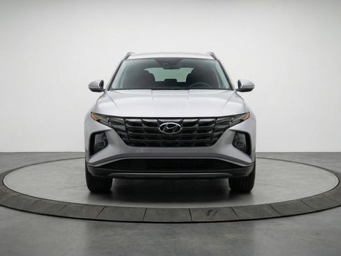 Used 2025 Hyundai Tucson SEL image 2