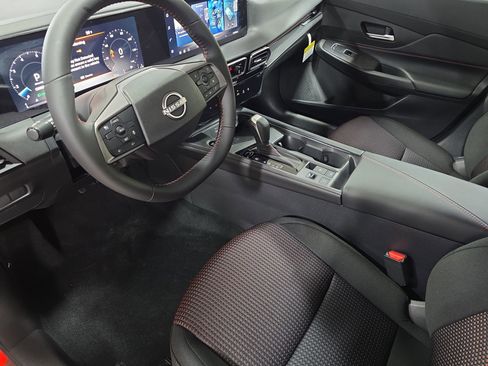 New 2026 Nissan Sentra SR w/ Floor Mat Package image 16