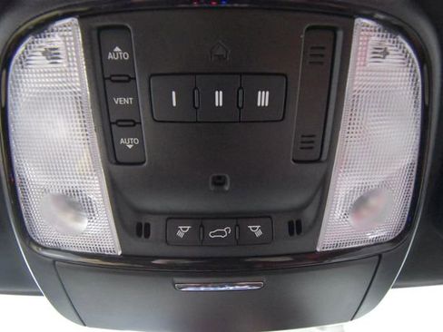 Used 2022 Dodge Durango R/T image 38