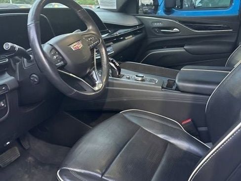 Used 2021 Cadillac Escalade Sport w/ Driver Assist Tech Package AWD/4WD image 21