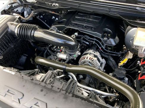 Used 2020 RAM 1500 Laramie image 28